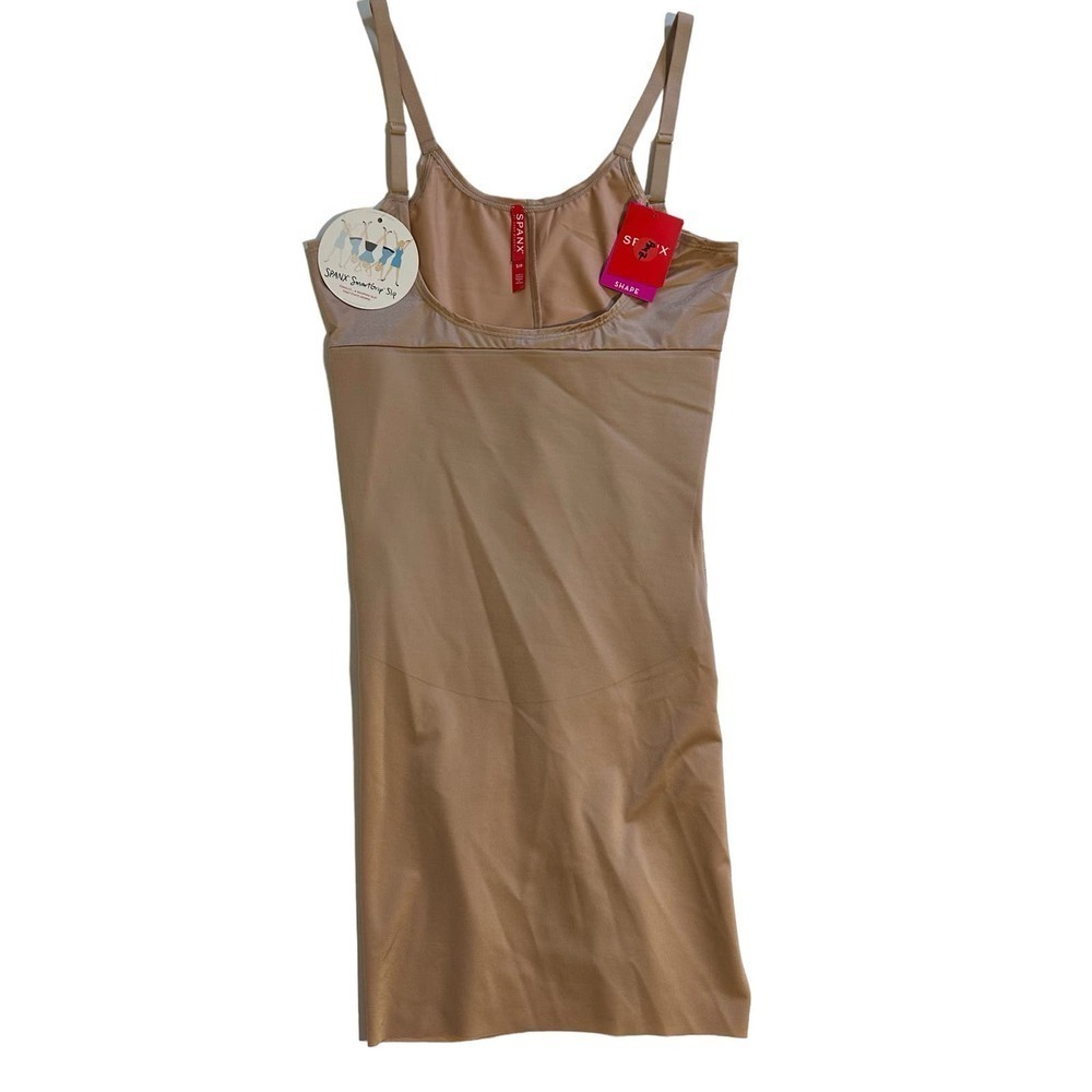 NWT Spanx Open Bust full SmartGrip Slip Small